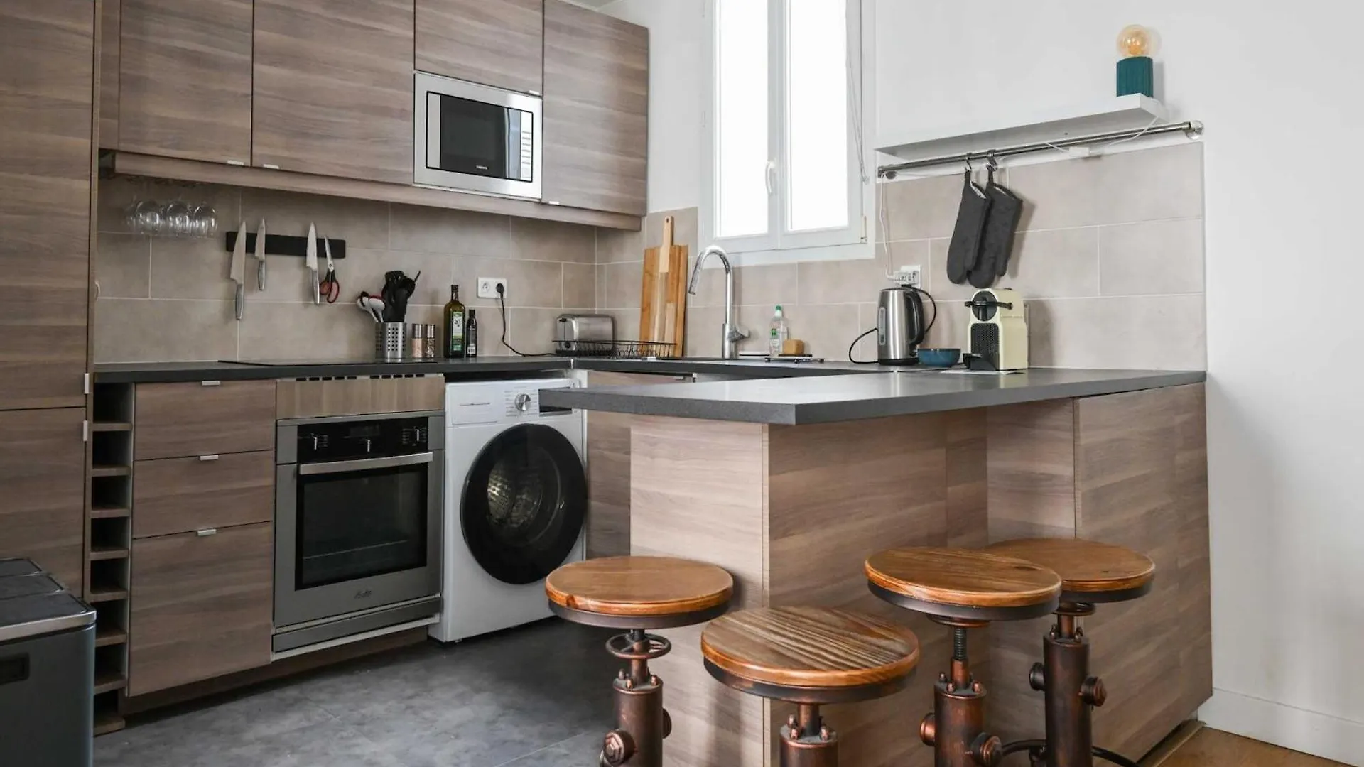 Modern Apartment - 2Br-4P- Canal Saint-Martin 巴黎